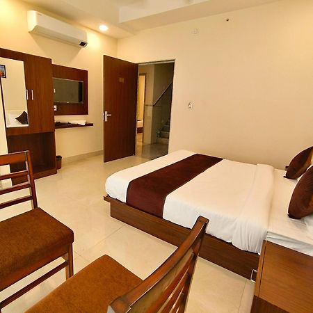 Hotel Veer Palace Near Udaipole Udaipur Dış mekan fotoğraf