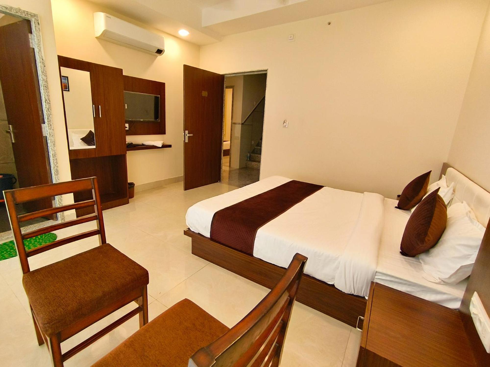 Hotel Veer Palace Near Udaipole Udaipur Dış mekan fotoğraf