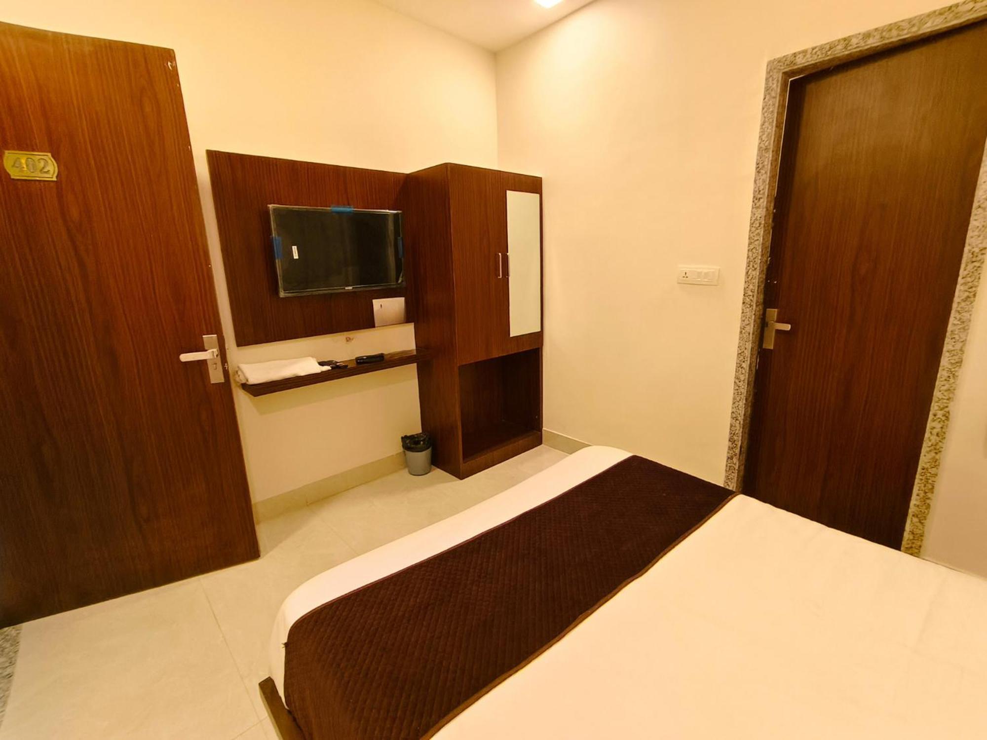 Hotel Veer Palace Near Udaipole Udaipur Dış mekan fotoğraf